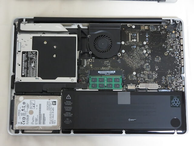MacBook Pro Trackpad 修理方法2